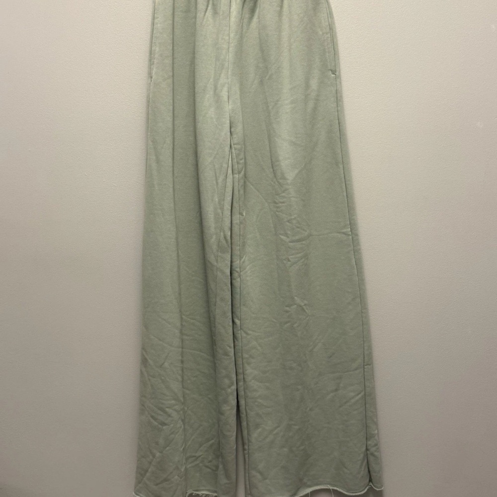 Sage free  Wide-Leg sweatpants -small